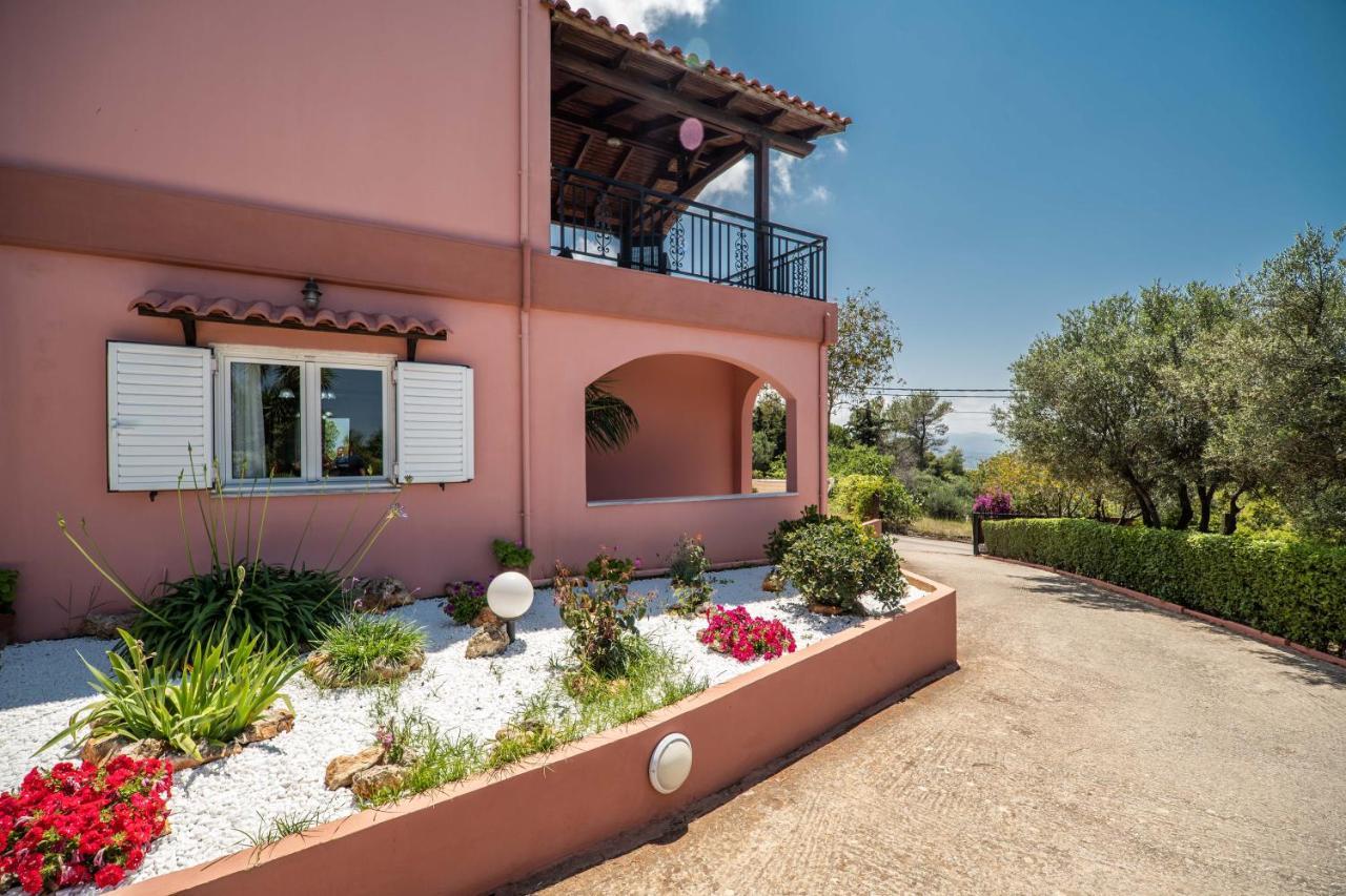 Villaer Silva, Garden & Sea View, 3 Bedroom -10 Min Drive From Center Khania